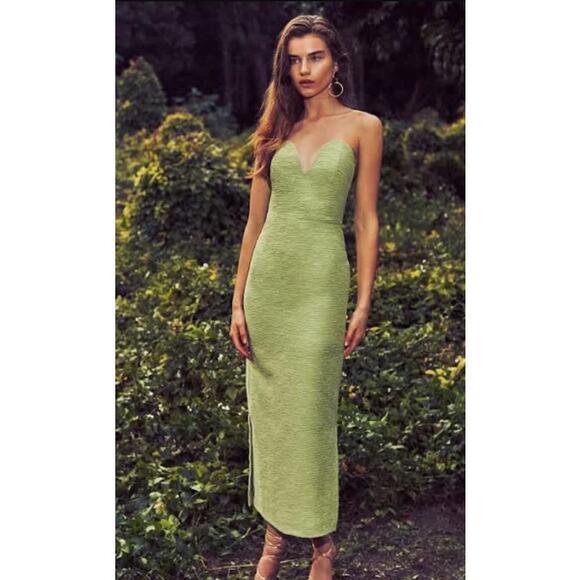 Alexis Romani Dress - Picture 13 of 13